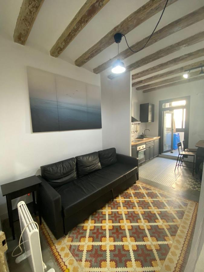 Spacious Modern Apartment In The Vibrant El Raval Βαρκελώνη Εξωτερικό φωτογραφία